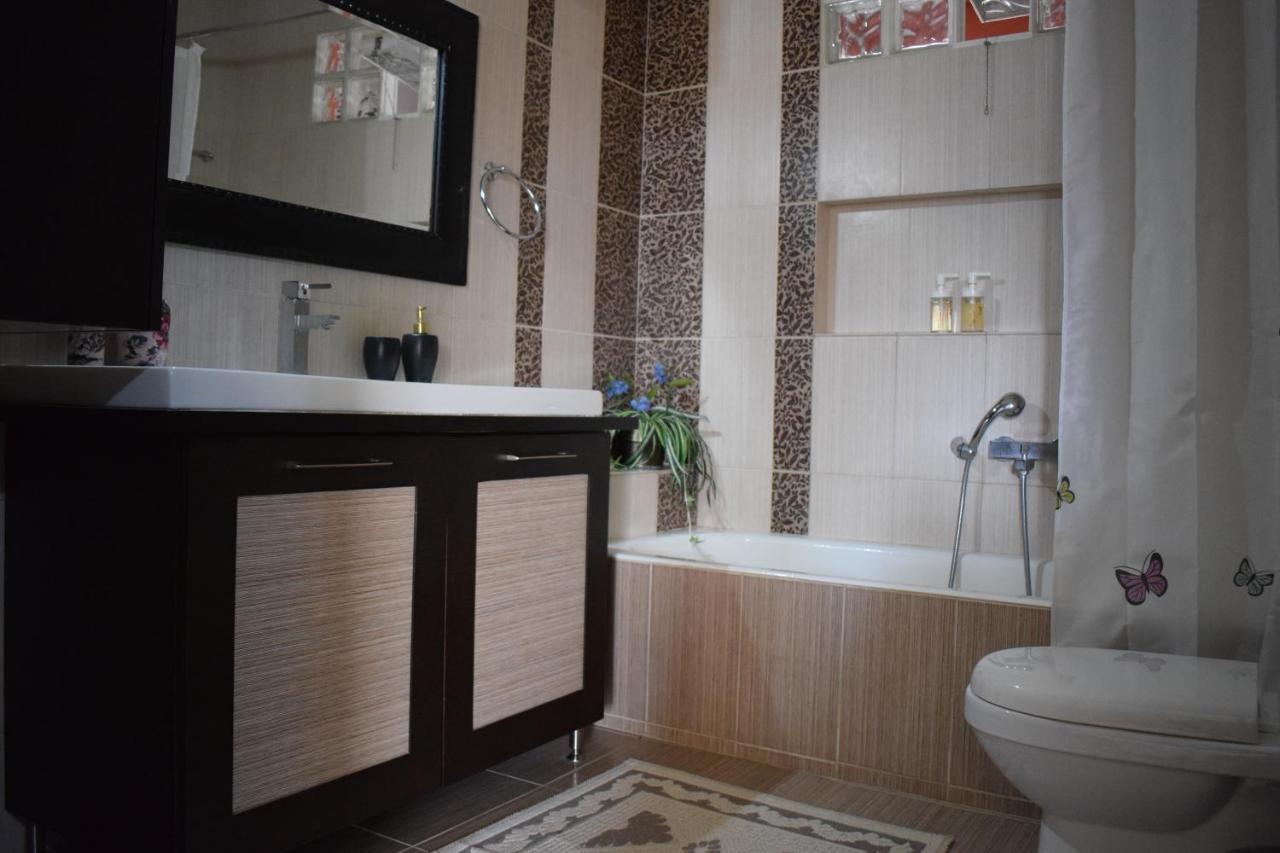 Five Stars In Trikala Apartment Exterior photo